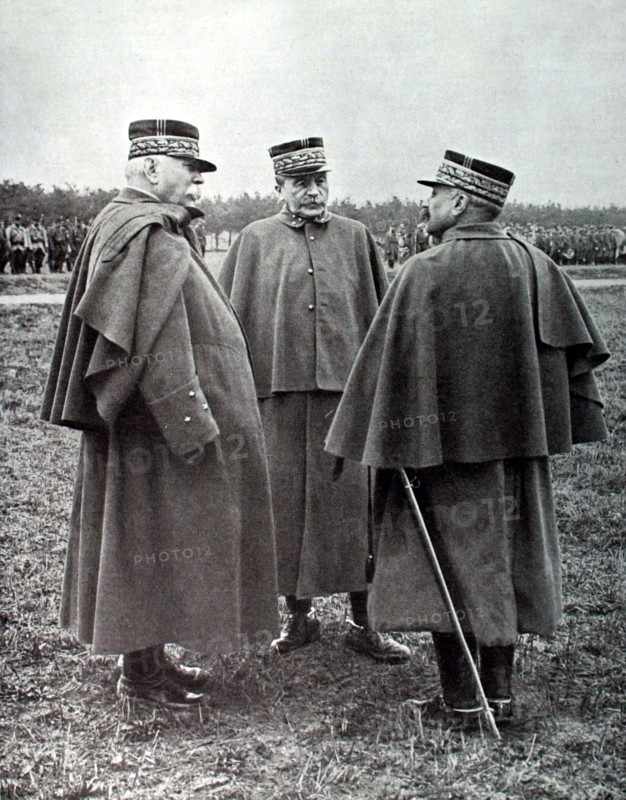 Generals Joffre, de Langle de Cary and Guillaumat (1915)