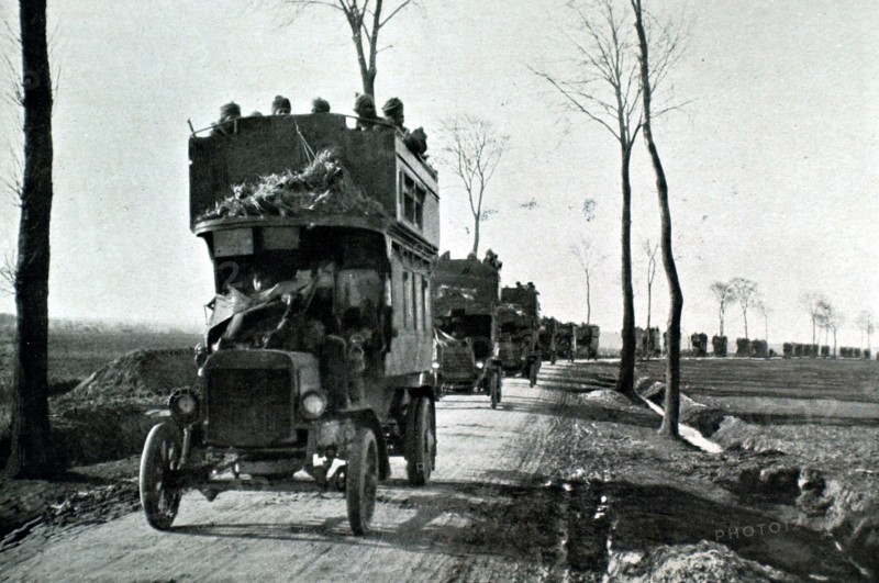 A convoy of Indian  troops on a road in the North (1915)