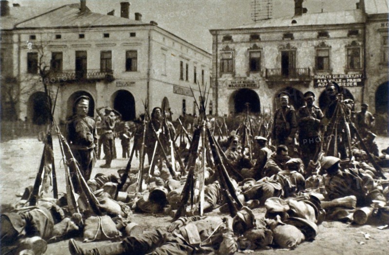 Première Guerre Mondiale. Les troupes russes sur le front de Galicie