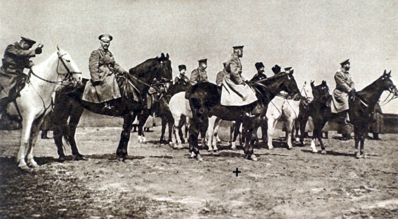 On the Galician front, Tsar Nicholas II and General Brusilov (1916)