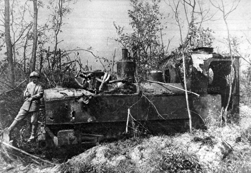 Première Guerre Mondiale. Sur le front de la Somme, troupes françaises retranchées dans le village de Biaches depuis le 7 juillet (1916)