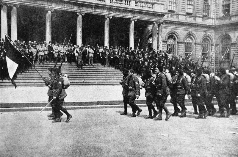 Première Guerre Mondiale. Réception de soldats français aux Etats-Unis (2 mai 1918)