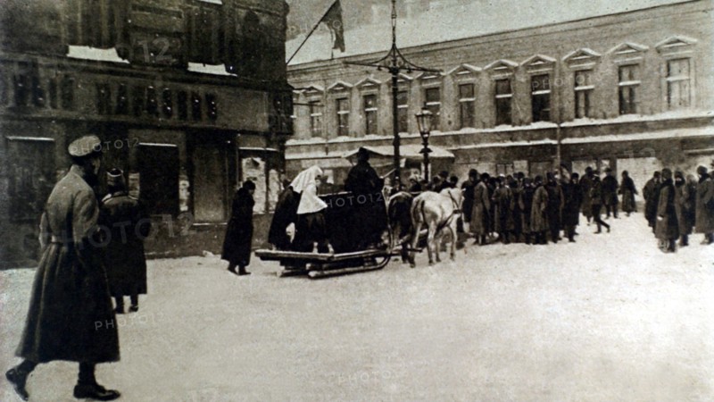 Russian Revolution. In Petrograd, nuns transporting the dead and wounded