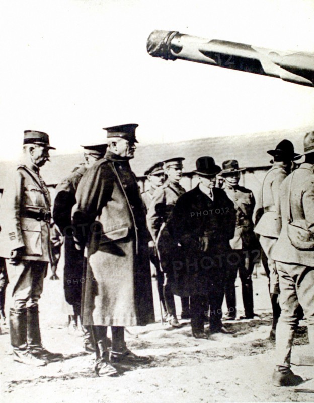 World War I. Newton. Baker, American Secretary of War, visiting the front