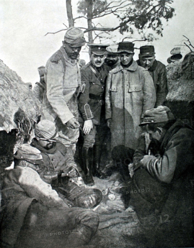 World War I. Soldiers playing manille in a trench at the front
