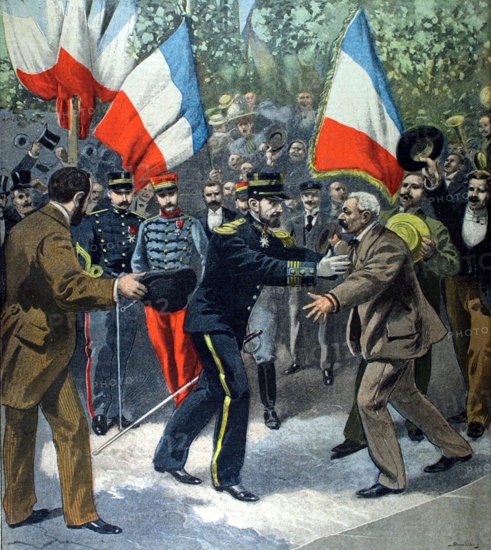 After his African expedition, Commander Marchand sees his father again in Thoissey (1899)