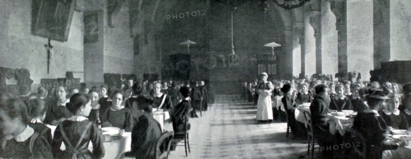 School of the Legion of Honor, in Saint-Denis (1896)