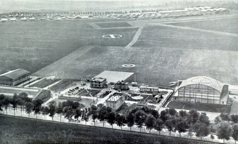 The airfield at Le Bourget (1929)