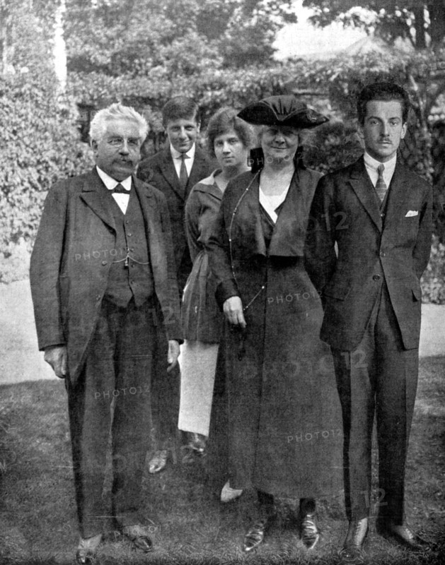 Mr. Millerand, President of the French Republic, his wife and three of their children (1920)