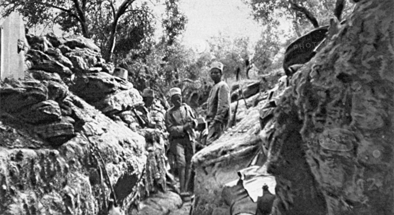 World War I. Dardanelles Campaign: a forward trench with Senegalese infantrymen defending it (1915)