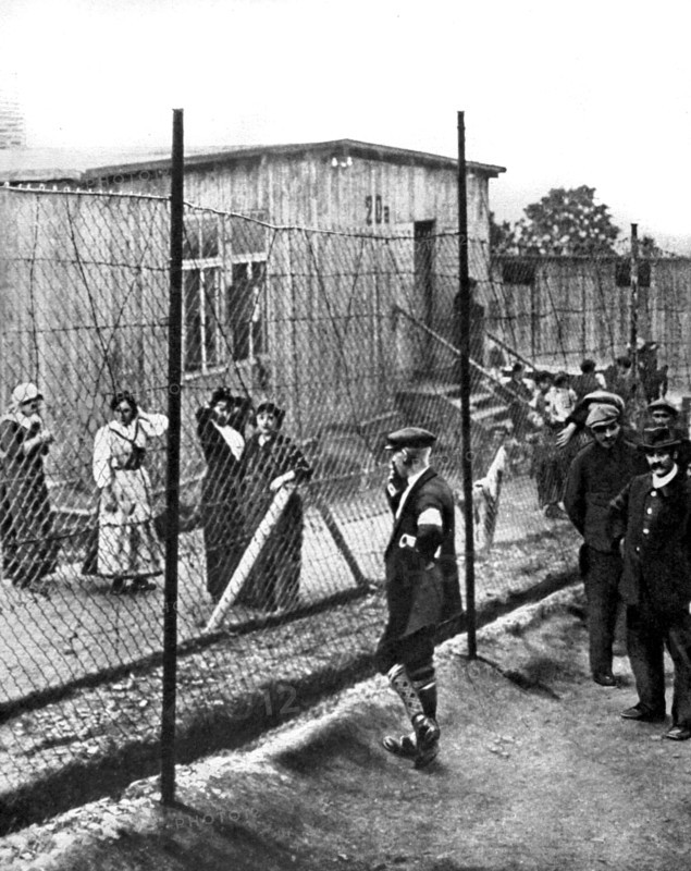 World War I. Holzminden prison camp, in Germany (1915)