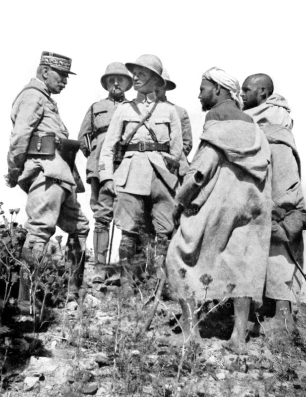 Rif War. During the battle of August 26, 1925,  two  Oulai Haddou emissaries come to see General Boichut, to make him offers of submission