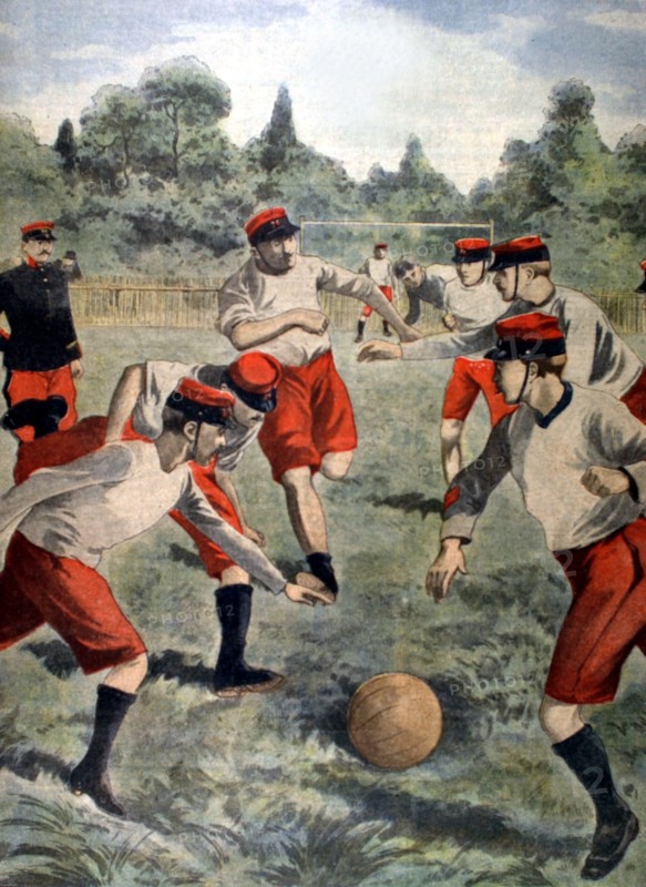 A new sport in the army: football (1902)