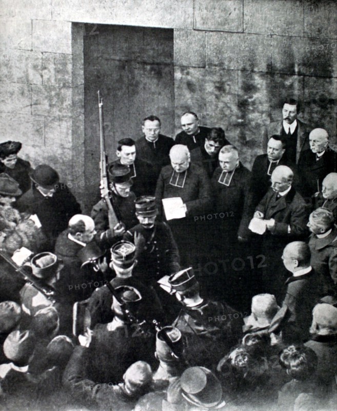 Les officiers du 47ème de ligne à l'inventaire de Saint-Servan (1906)