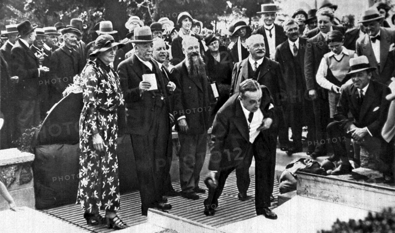 General assembly of the Friends of the Museum of Blérancourt, in France (1932).