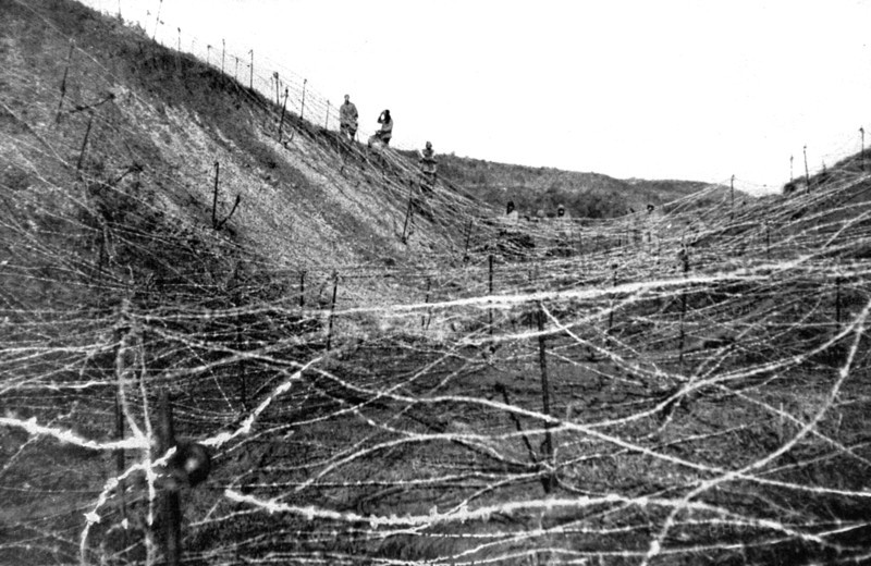 World War I. 
Defences of Salonic inspected by General Sarrail (1916)