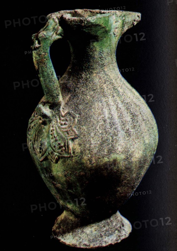 Terracotta funerary ewer