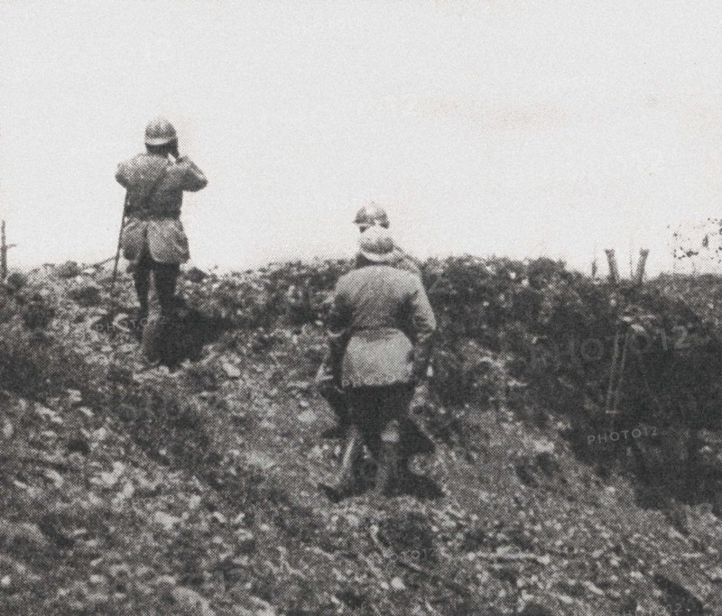 Le général Mangin observant l'attaque du fort de Douaumont