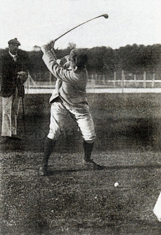 The U.S. golf playerduring the Olympic Games, Paris, 1900.