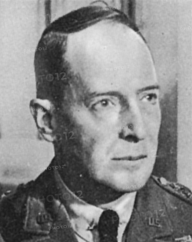 MacArthur, Douglas