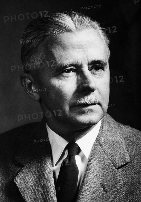 Hartline, Haldan Keffer, American physiologist.
