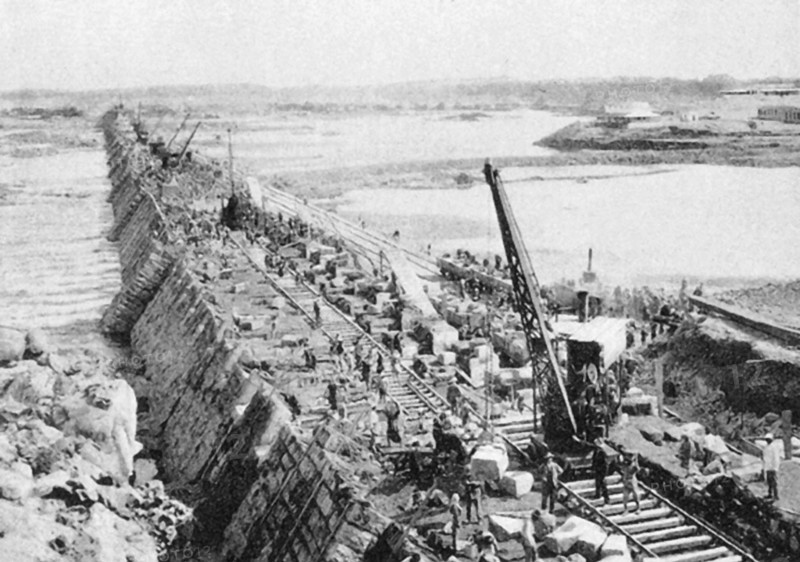 Completion of the Aswan dam