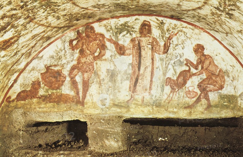 Tomb topped by an arched vault, in Rom