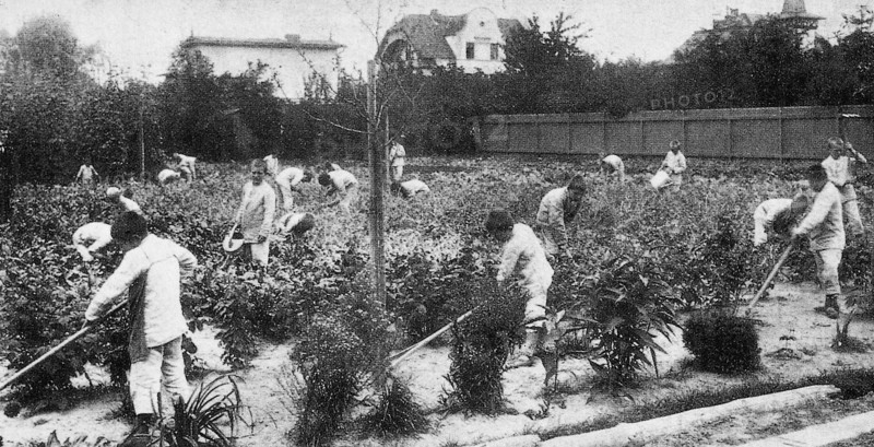 In Berlin, boarders of the 'Home of protection for children'