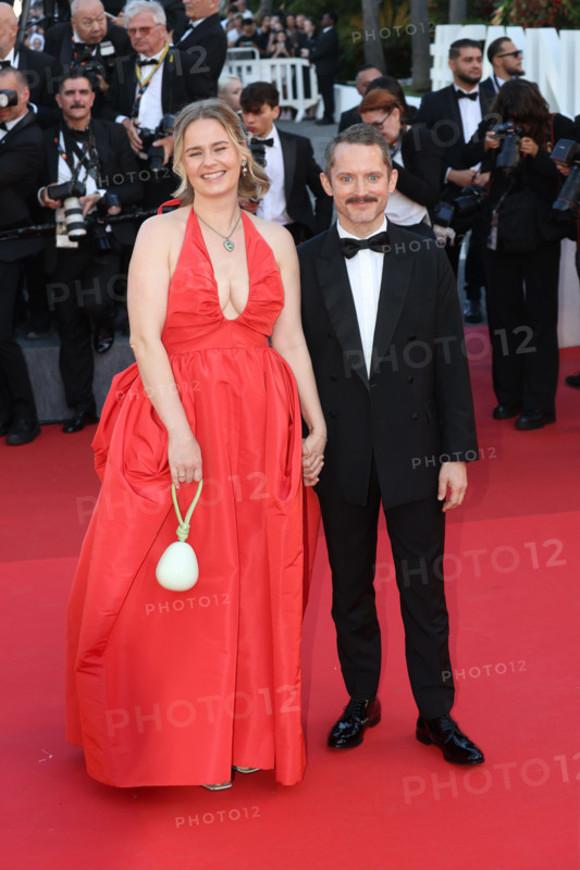 Mette-Marie Kongsved, Elijah Wood