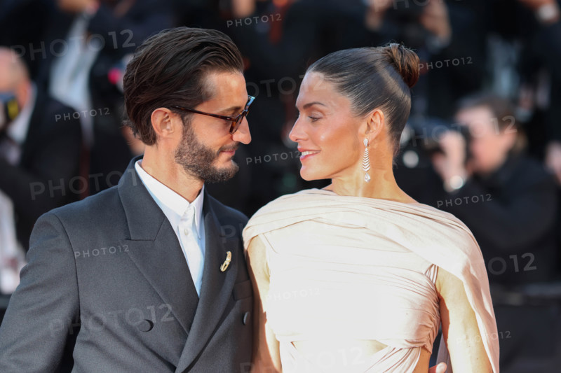 Pierre Niney, Natasha Andrews