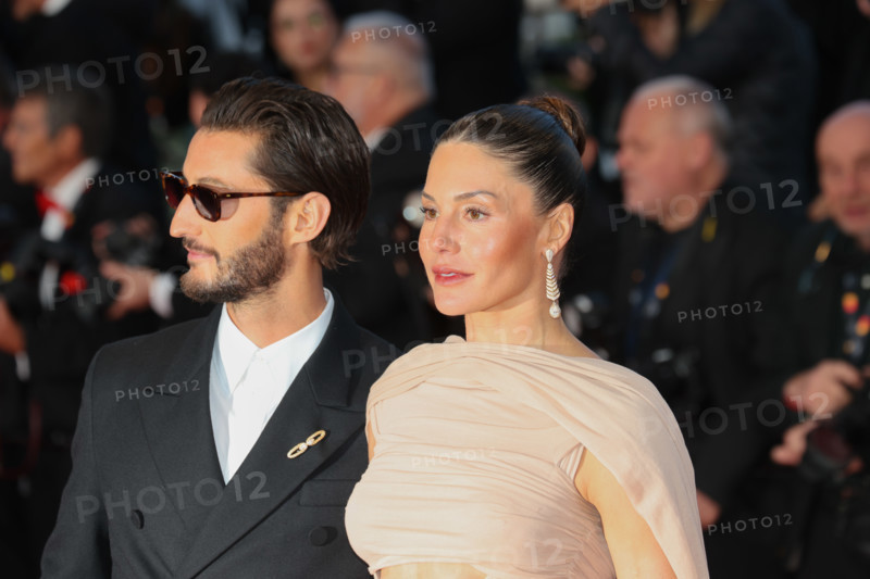 Pierre Niney, Natasha Andrews