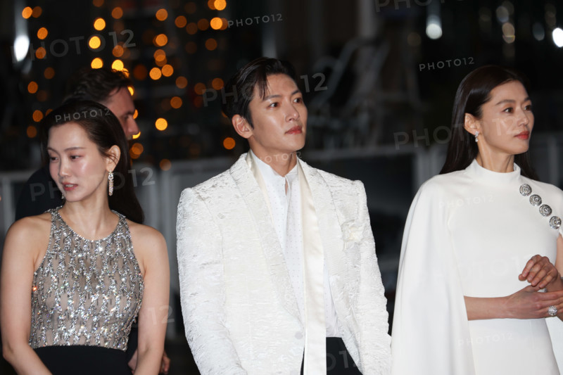 Hyun-Been Shin, Ji Chang-wook, Gianna Jun
