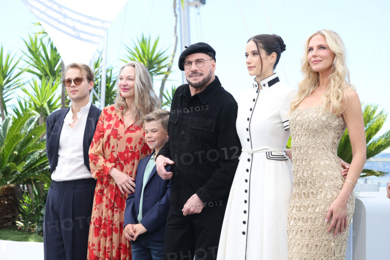 Cast of the film 'Propeller One-Way Night Coach'