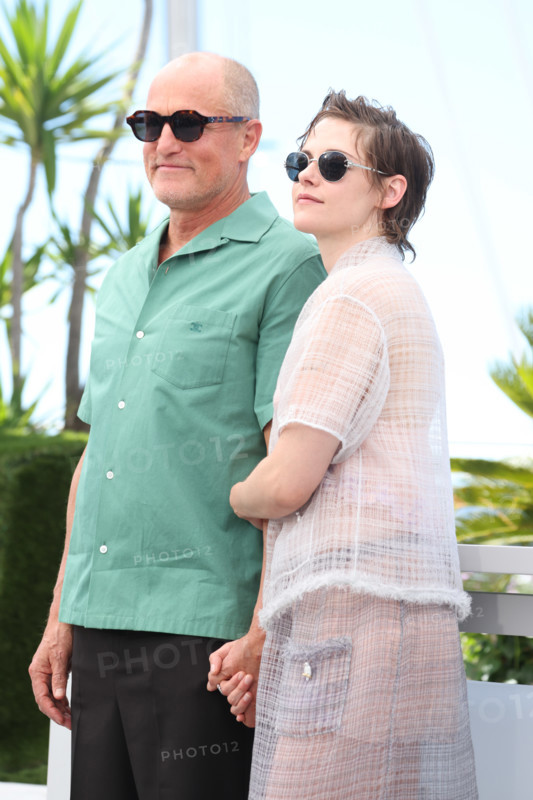 Woody Harrelson and Kristen Stewart