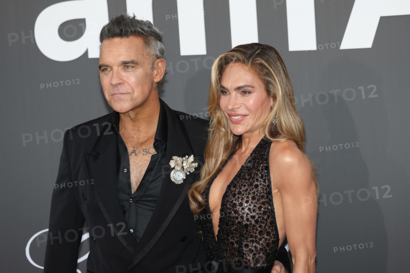Robbie Williams and Ayda Field Williams