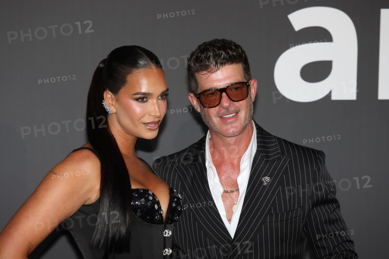 April Love Geary and Robin Thicke