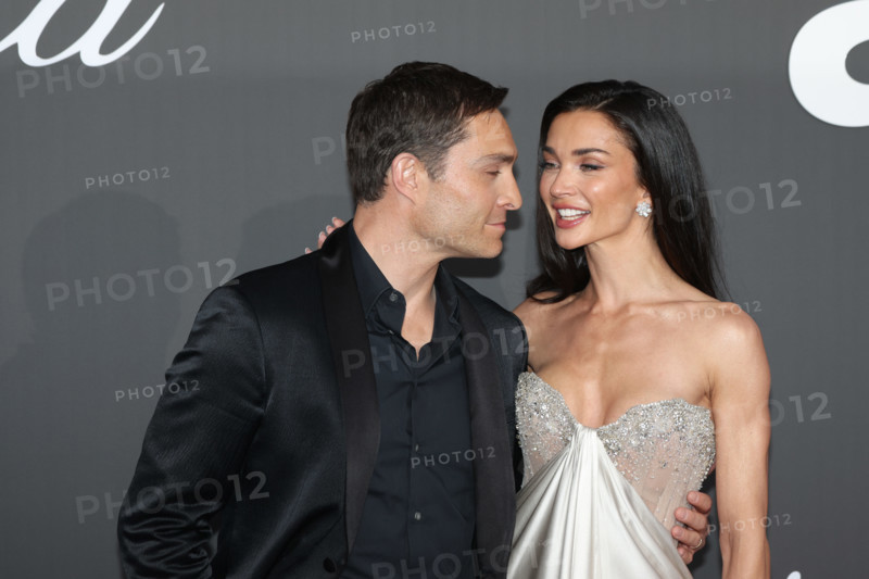Ed Westwick, Amy Jackson