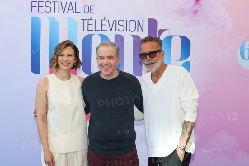 Lauren Cohan, Seth Hoffman and Jeffrey Dean Morgan