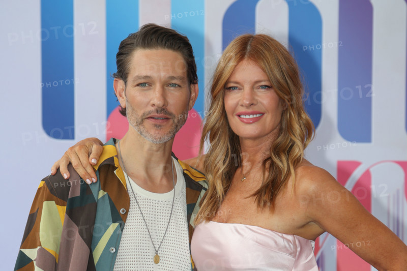 Michael Graziadei and Michelle Stafford