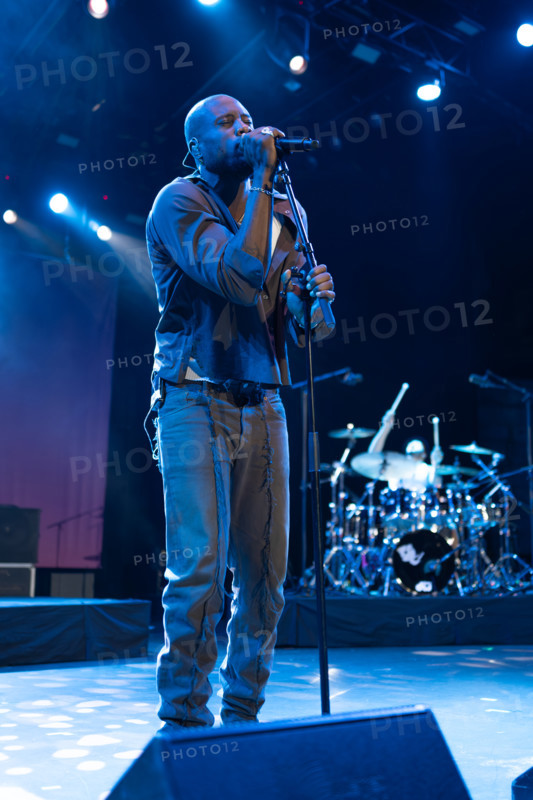 Singer Obongjayar