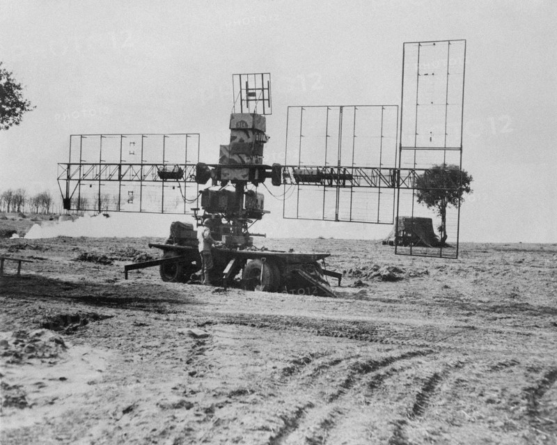 American SCR-268 radar, Italy, 1944-45