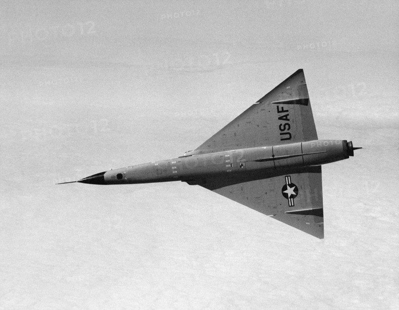 Chasseur et intercepteur américain Convair F-1O6 Delta Dagger