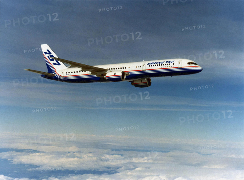 Prototype de l'avion de transport civil américain Boeing B-757