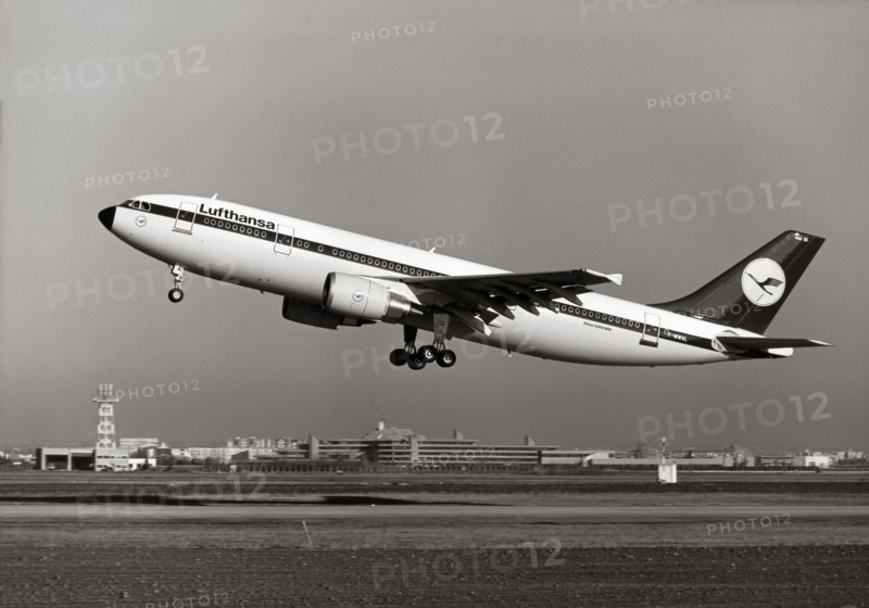 L'Airbus A300-600 au décollage, 1987