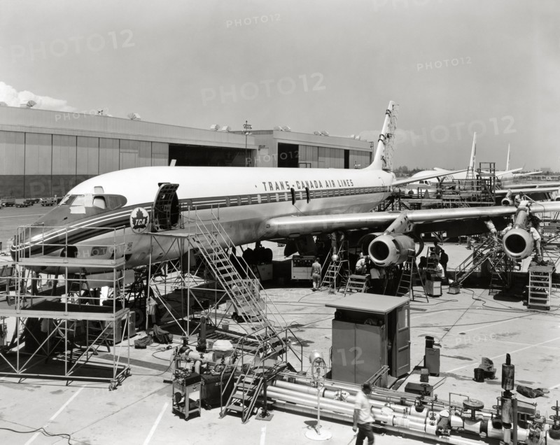 Construction du Douglas DC-8 en 1958