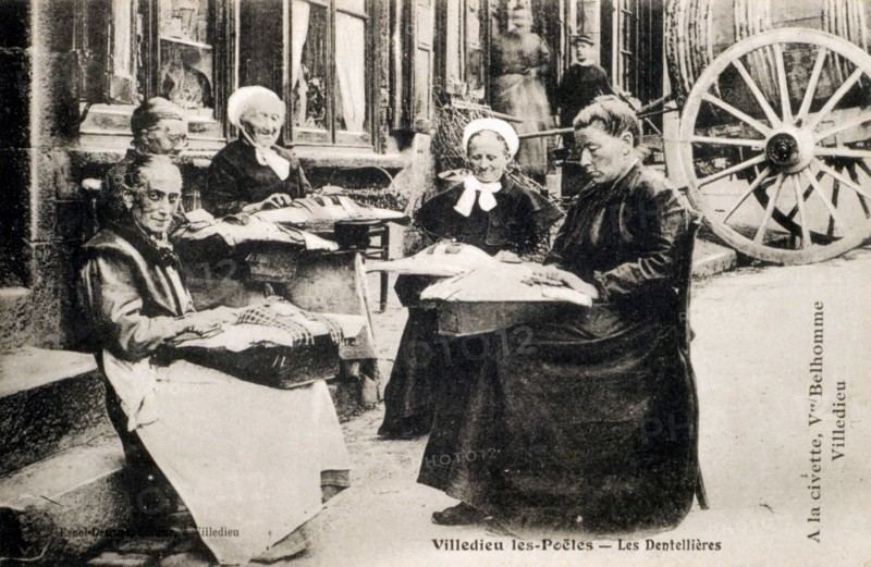 Villedieu-Les-Poëles