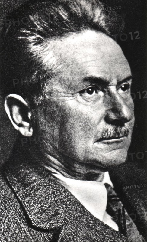 Bertolt Brecht's father (1898-1956)