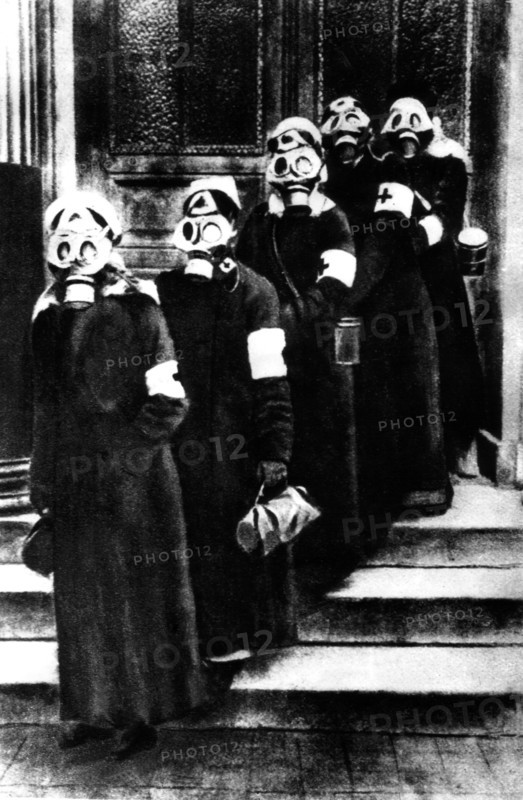 German ambulance women