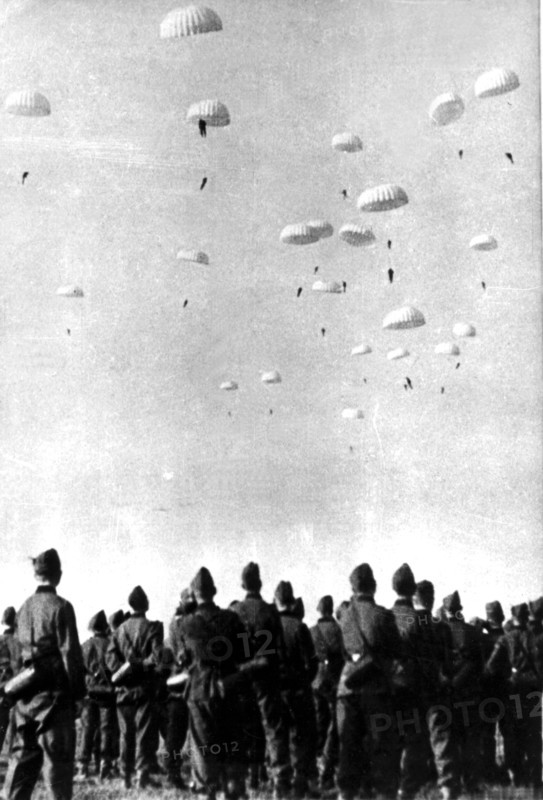 A parachutism school