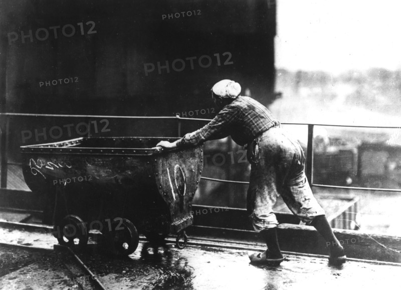 Women working in mines, c. 1900